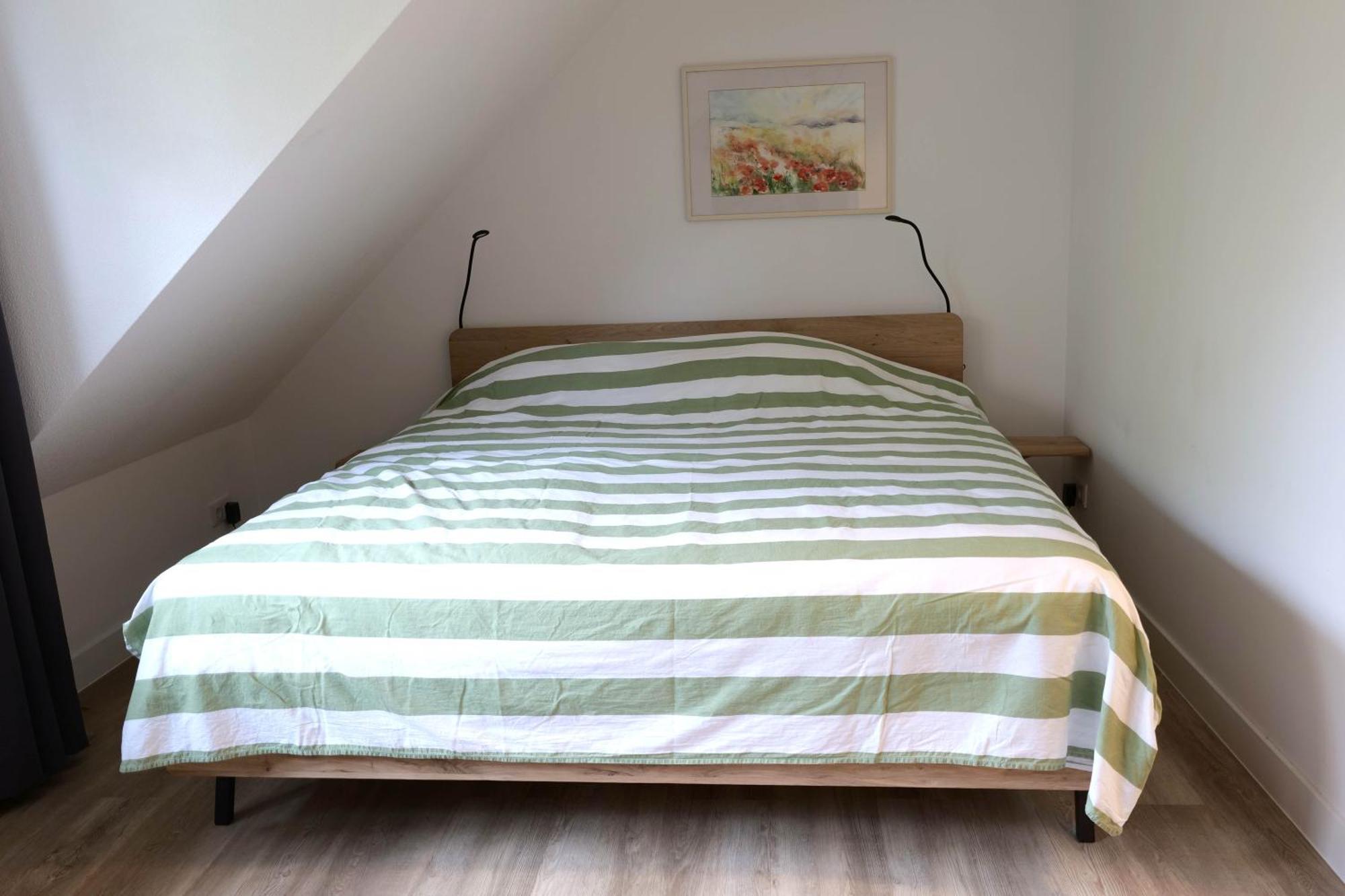 Bed & Breakfast By Patty Nieuw-Amsterdam Buitenkant foto